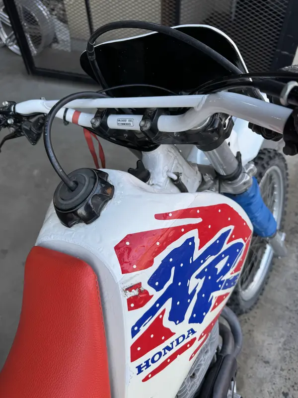 Mira esta publicación de Honda XR 600 1992 en Motordil