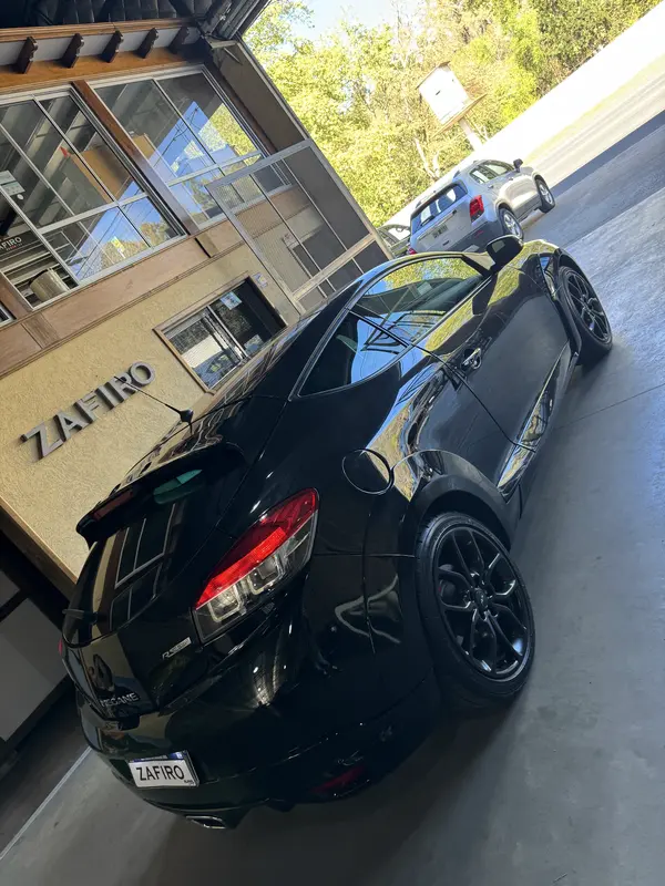 Mira esta publicación de Renault Megane 2017 en Motordil