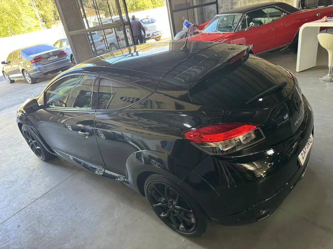 Mira esta publicación de Renault Megane 2017 en Motordil