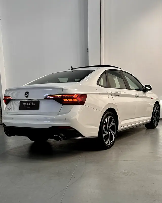 Mira esta publicación de Volkswagen Vento 2024 en Motordil