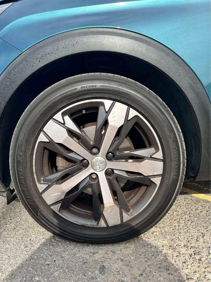 Mira esta publicación de Peugeot 5008 2018 en Motordil