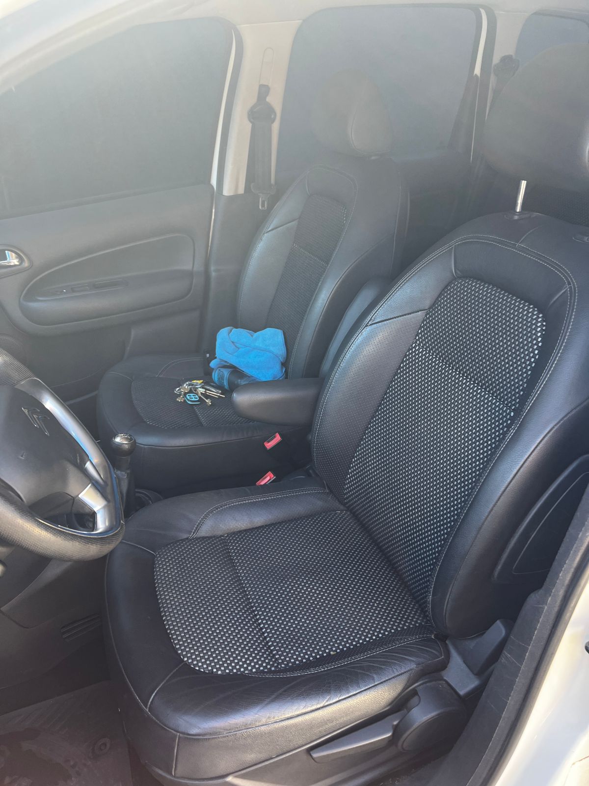 Mira esta publicación de Citroen C 3 Aircross 2012 en Motordil