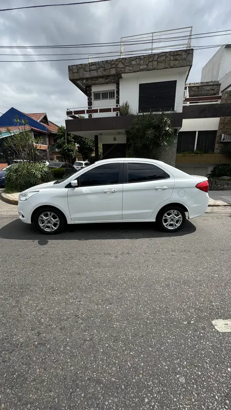 Mira esta publicación de Ford KA 2018 en Motordil