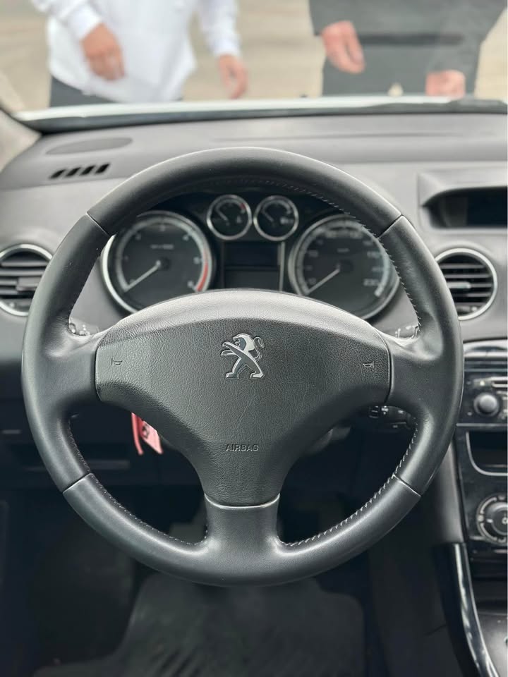 Mira esta publicación de Peugeot 308 2013 en Motordil