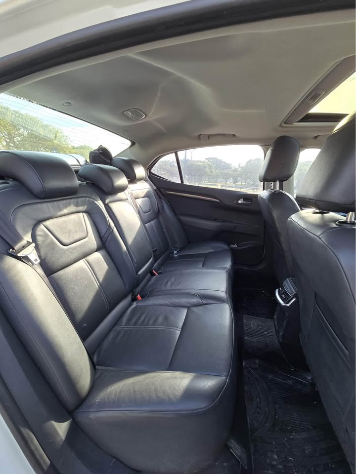 Mira esta publicación de Citroen C 4 Lounge 2014 en Motordil