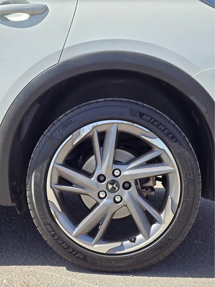 Mira esta publicación de Ds Automobiles DS7 2021 en Motordil