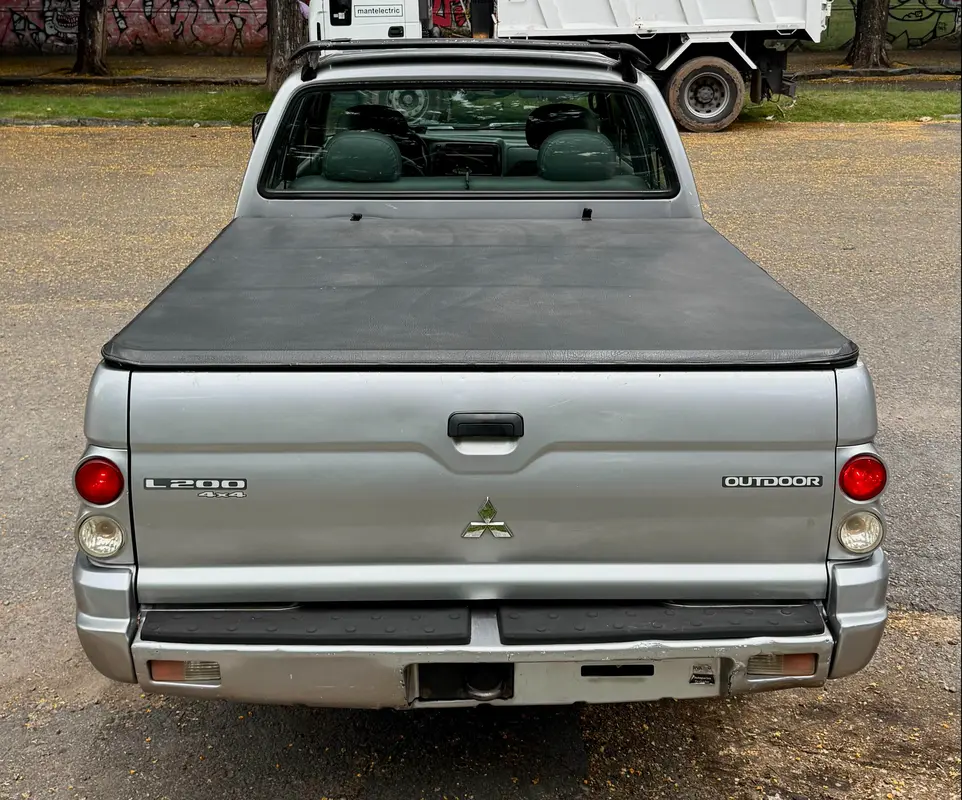 Mira esta publicación de Mitsubishi L 200 2008 en Motordil