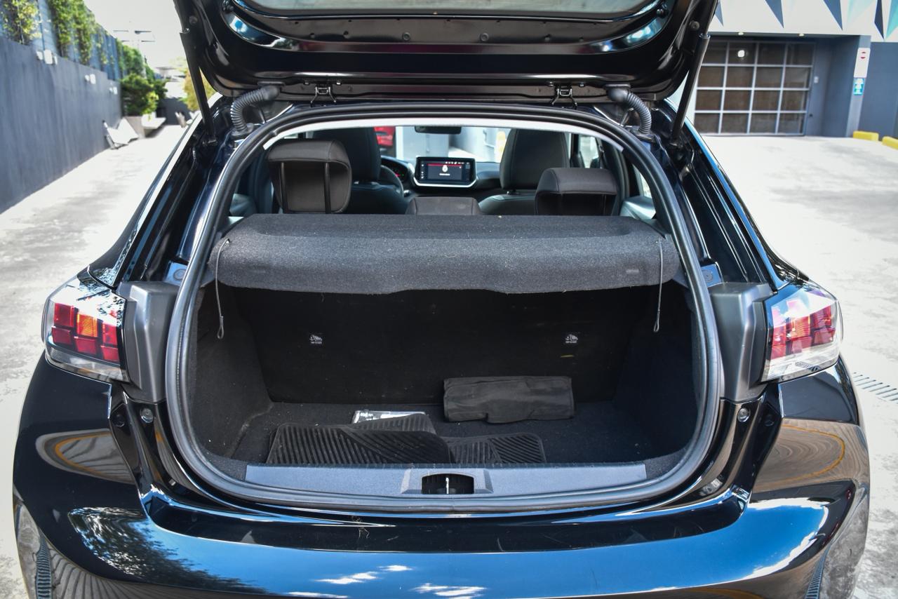 Mira esta publicación de Peugeot 208 2023 en Motordil