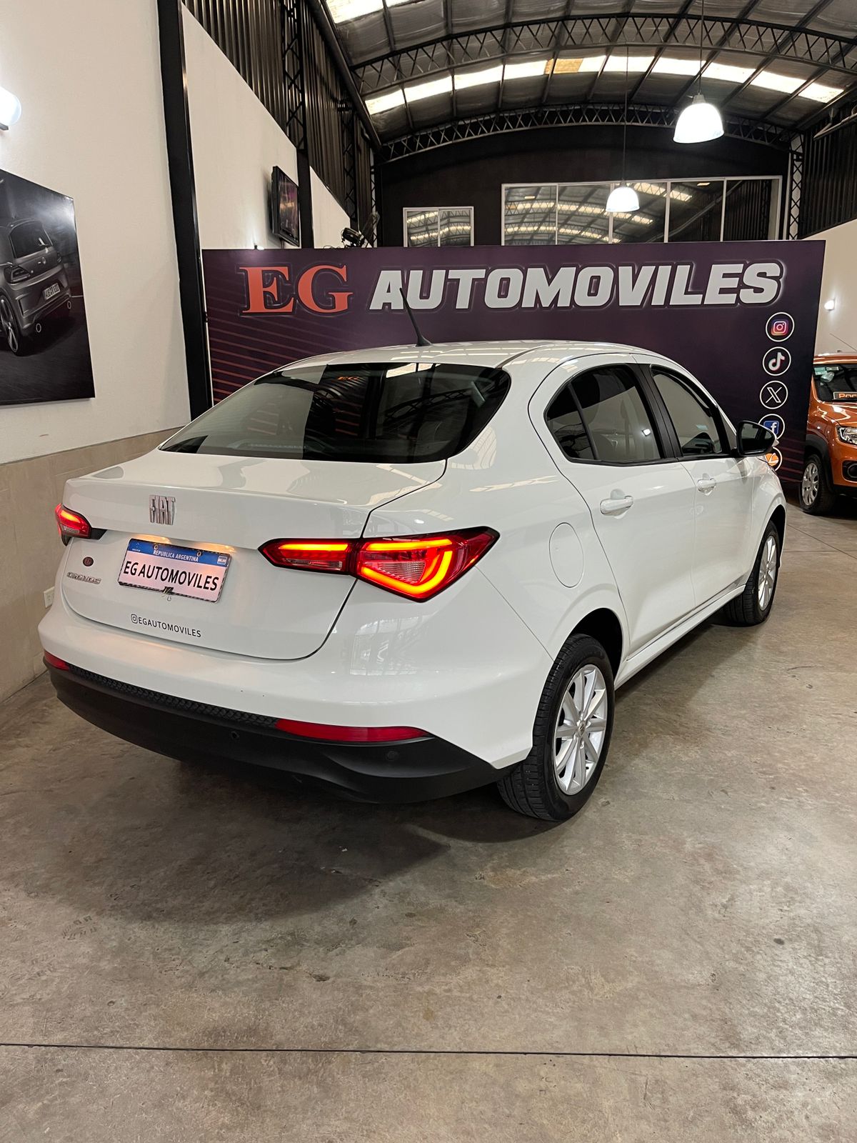 Mira esta publicación de Fiat Cronos 2024 en Motordil