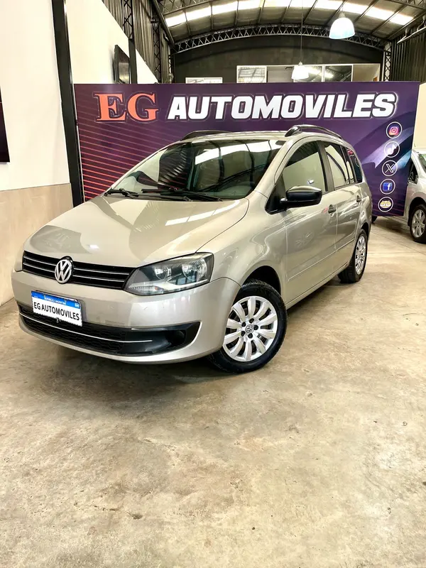 Mira esta publicación de Volkswagen Suran 2013 en Motordil