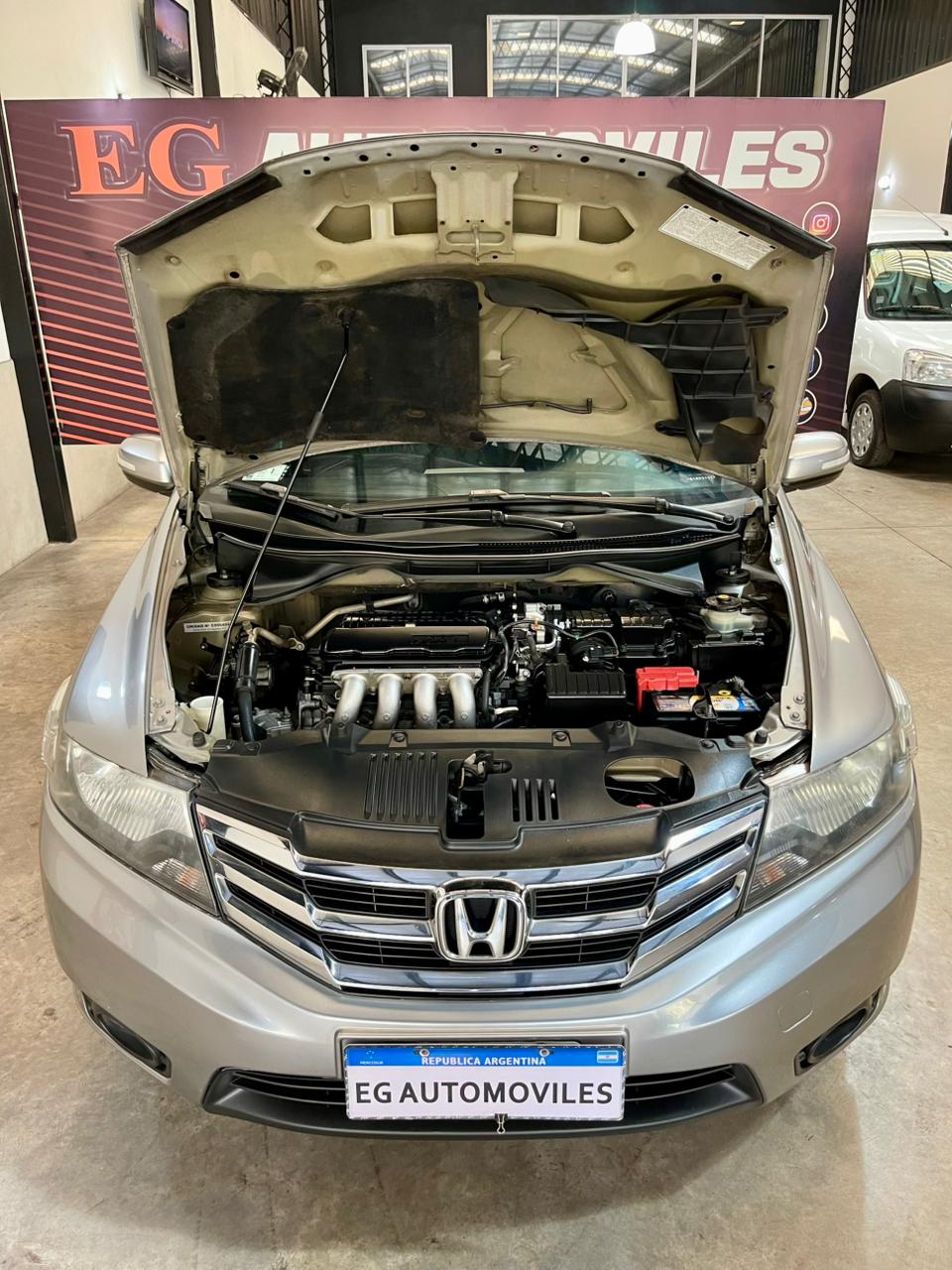 Mira esta publicación de Honda City 2014 en Motordil