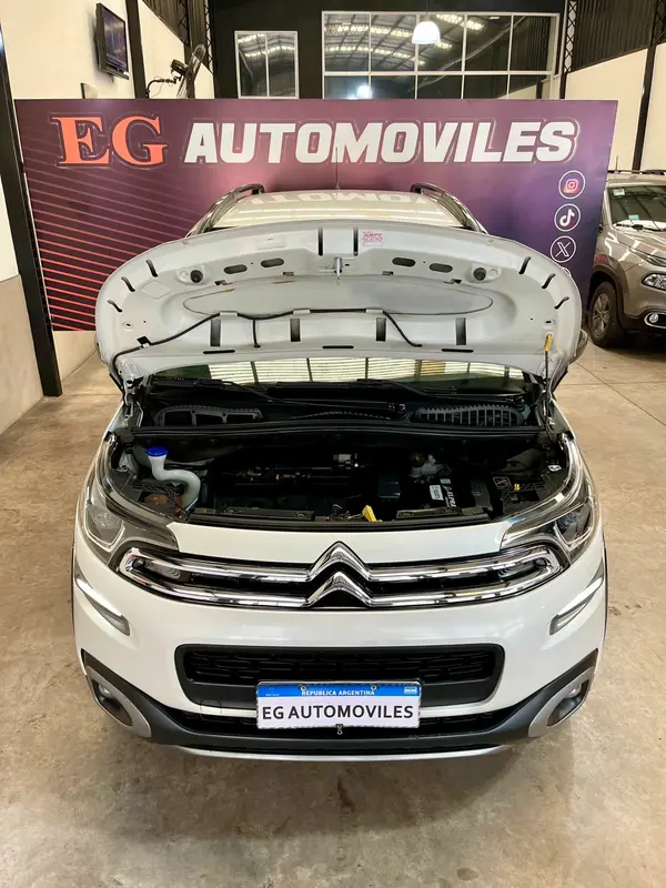 Mira esta publicación de Citroen C 3 Aircross 2017 en Motordil