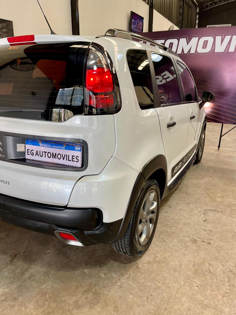 Mira esta publicación de Citroen C 3 Aircross 2017 en Motordil