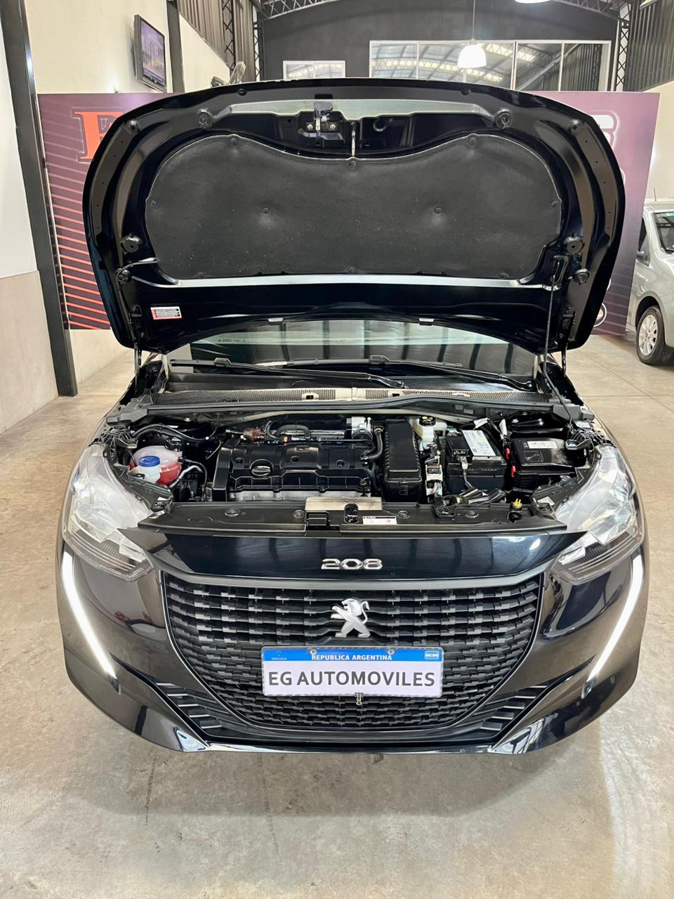 Mira esta publicación de Peugeot 208 2024 en Motordil