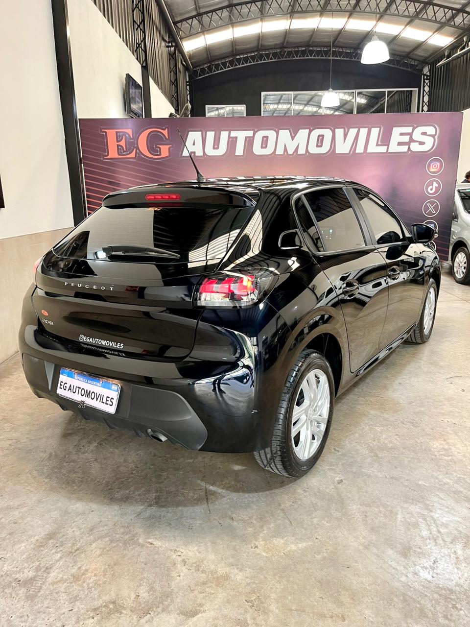 Mira esta publicación de Peugeot 208 2024 en Motordil