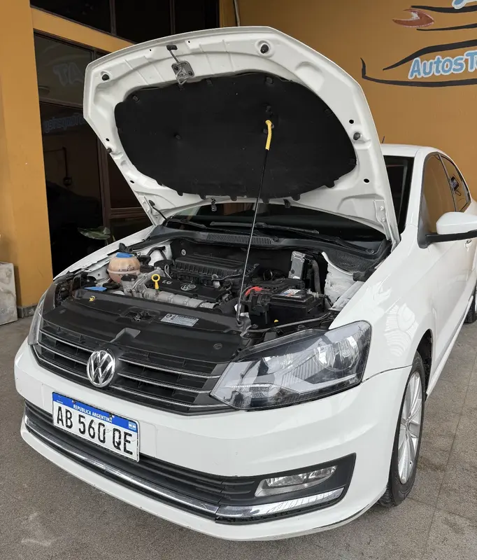 Mira esta publicación de Volkswagen Polo 2017 en Motordil