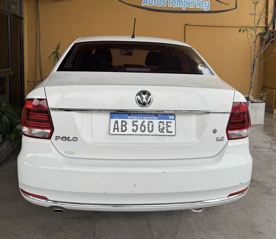 Mira esta publicación de Volkswagen Polo 2017 en Motordil