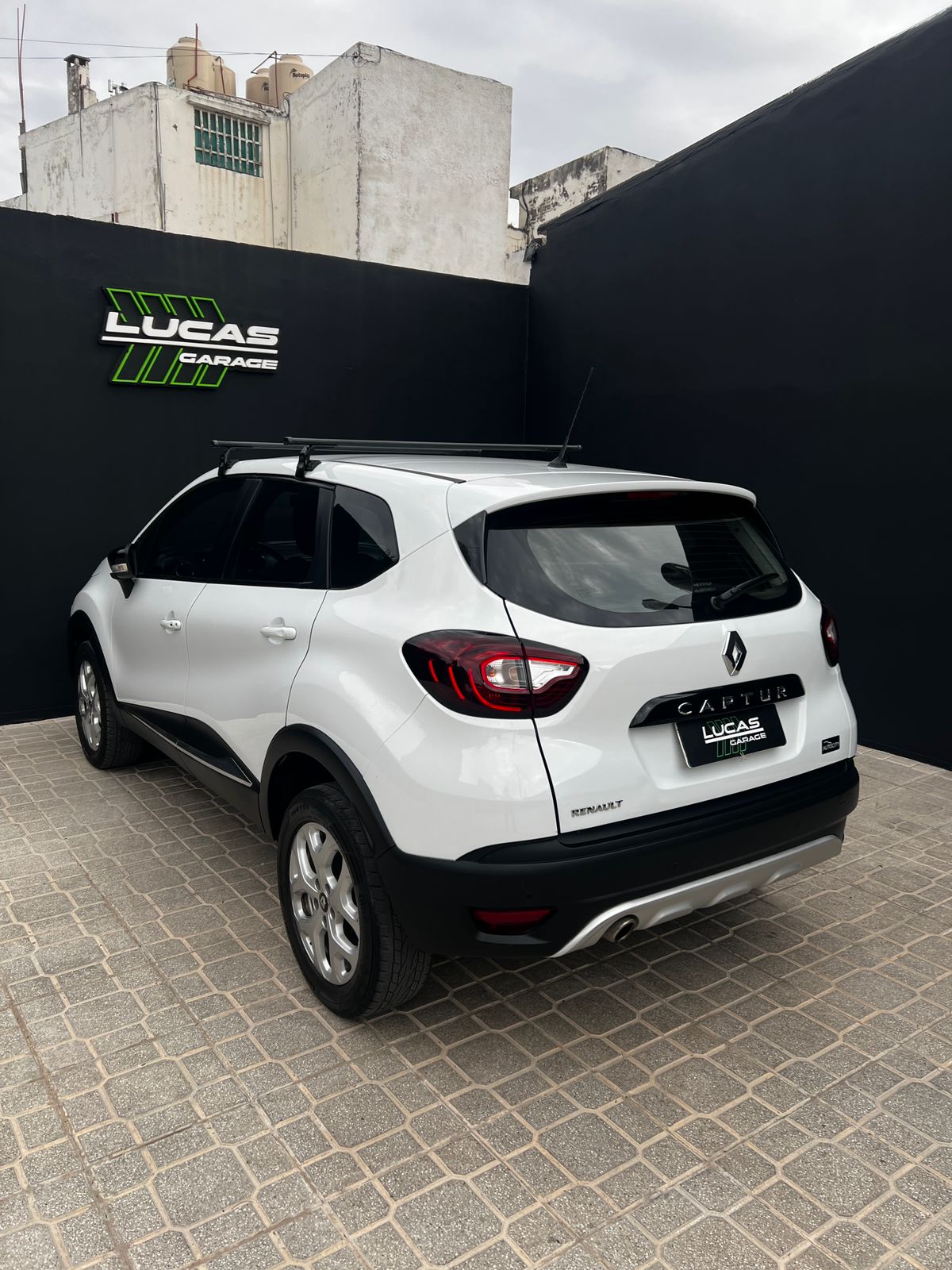 Mira esta publicación de Renault Captur 2018 en Motordil