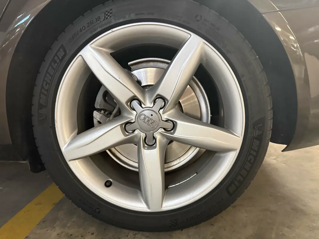 Mira esta publicación de Audi A4 2013 en Motordil