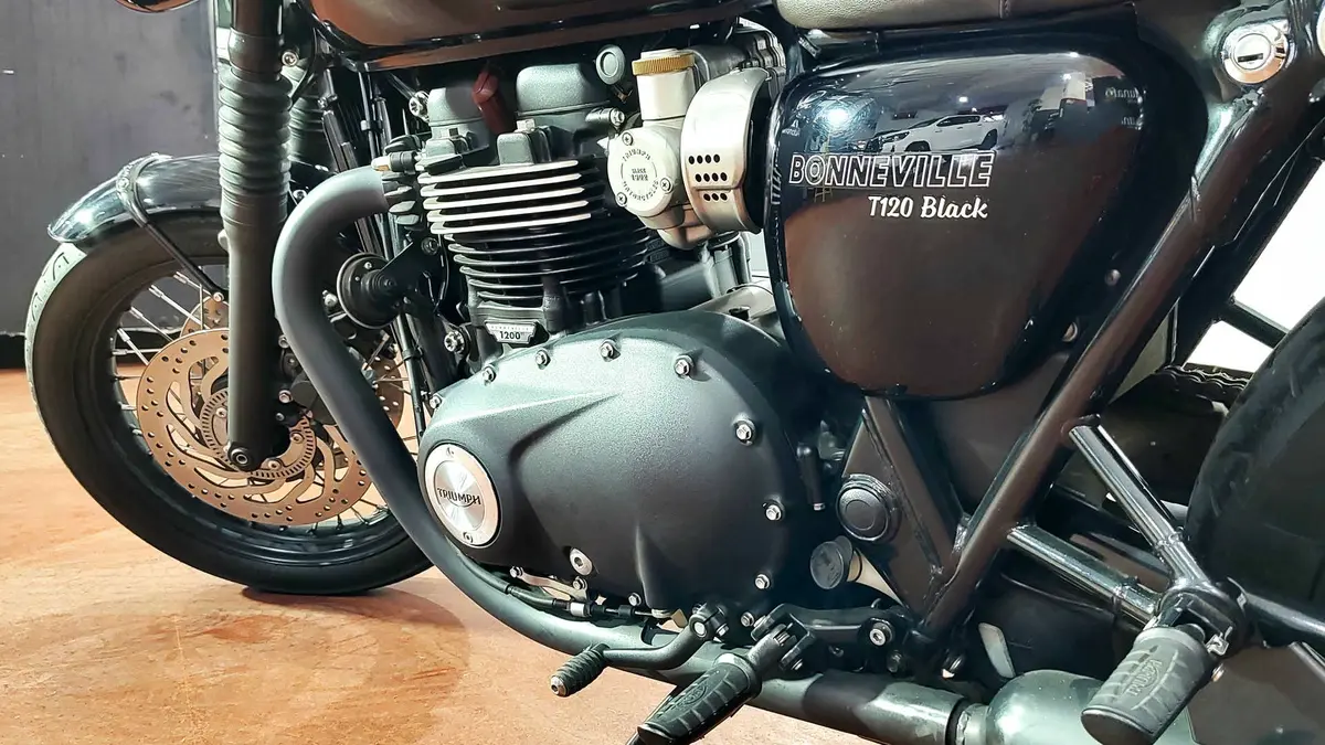 Mira esta publicación de Triumph 1200 T 120 2017 en Motordil