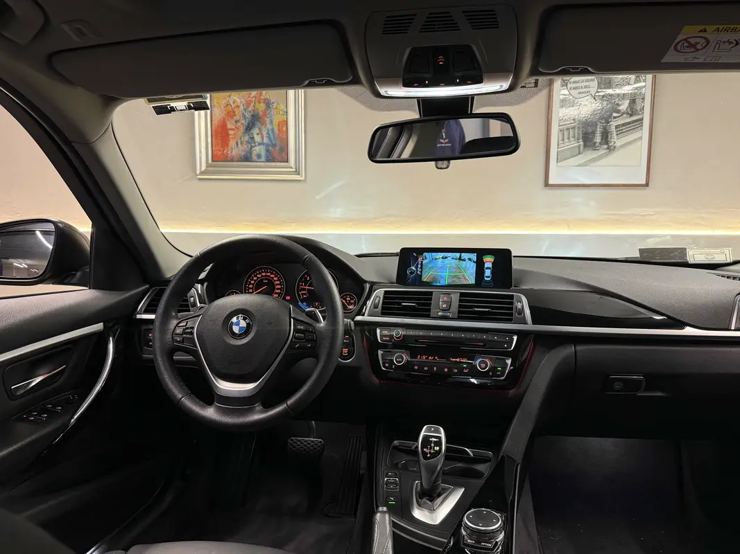 Mira esta publicación de BMW Serie 3 2016 en Motordil