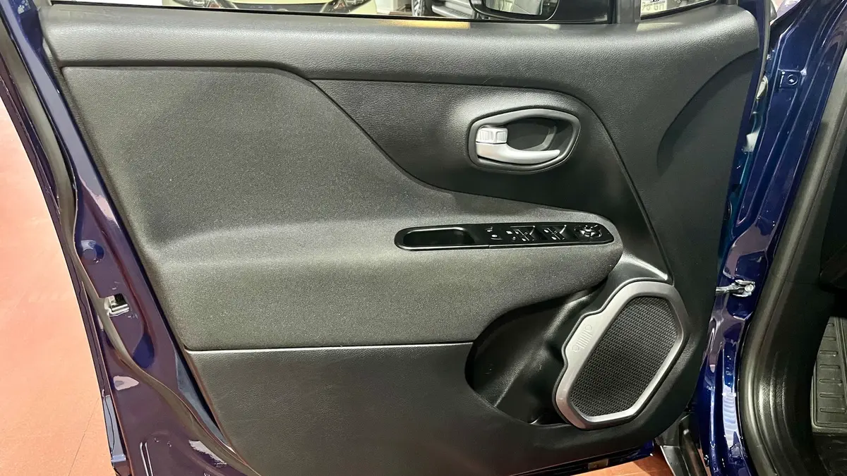 Mirá esta publicación de Jeep Renegade