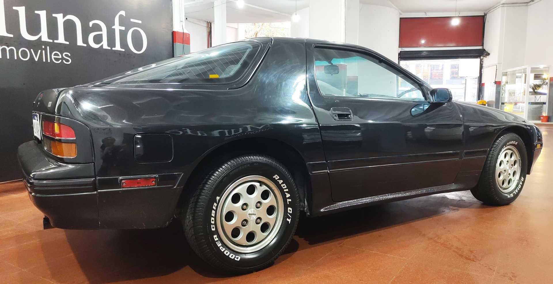 Mira esta publicación de Mazda RX7 1989 en Motordil