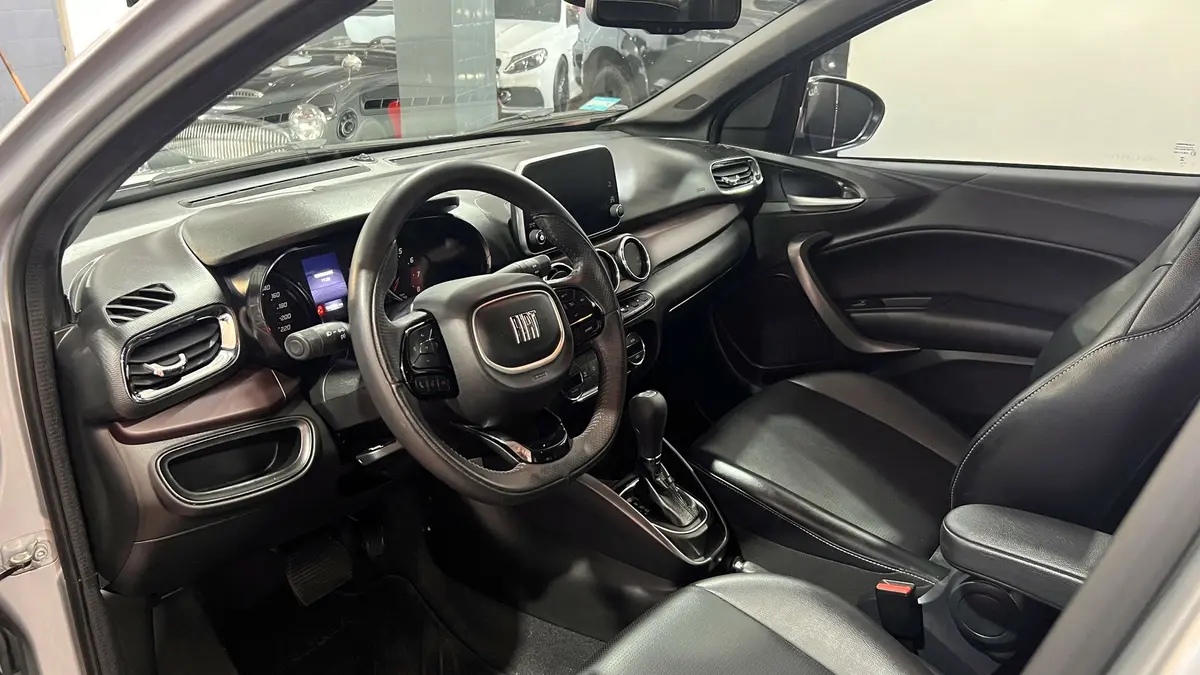 Mira esta publicación de Fiat Cronos 2023 en Motordil