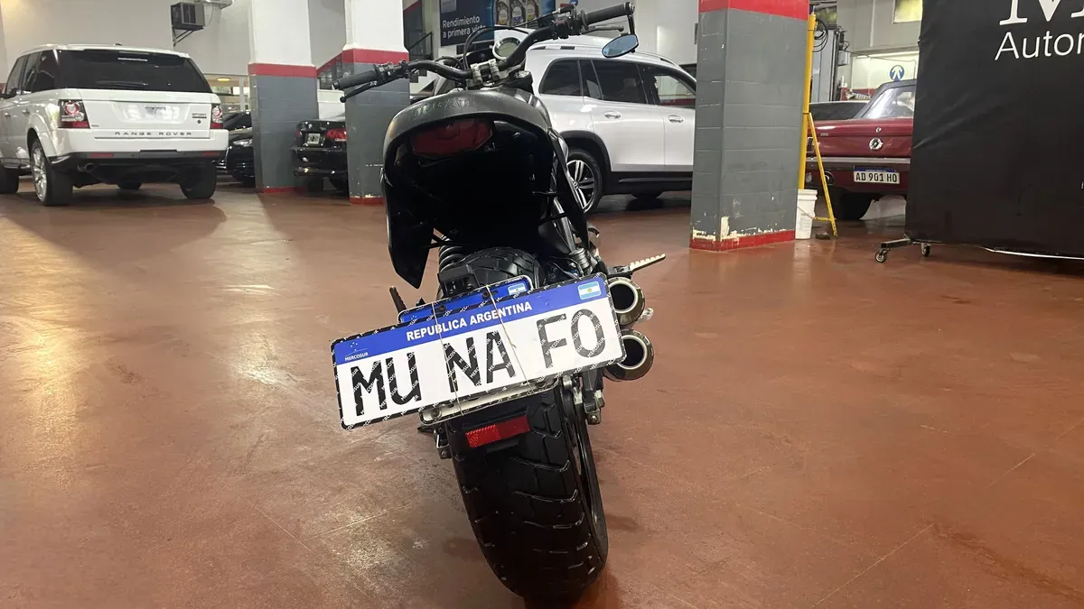 Mira esta publicación de Ducati 800 Track 2016 en Motordil