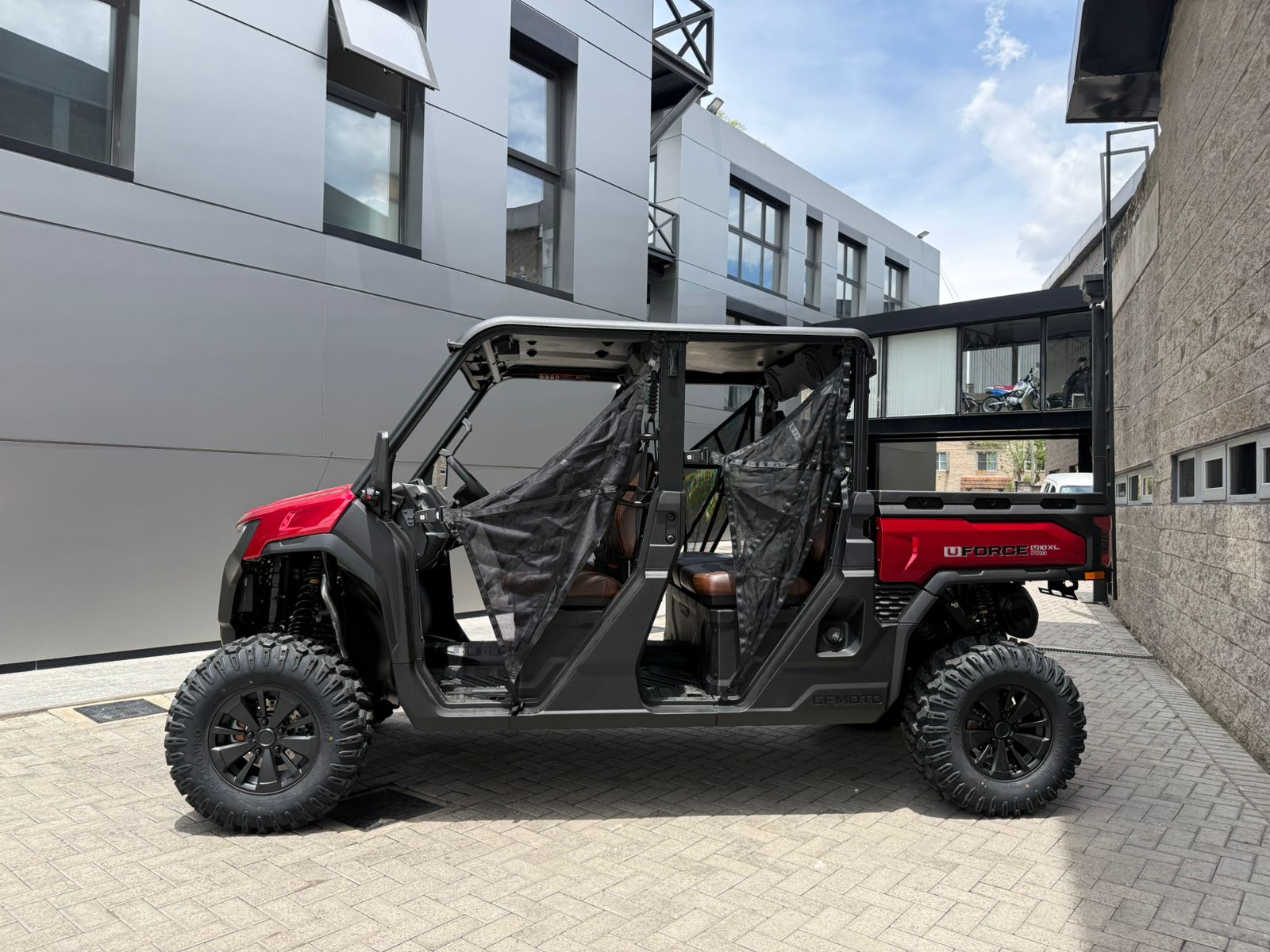 Mira esta publicación de Cf Moto Uforce 1000 XL 2025 en Motordil