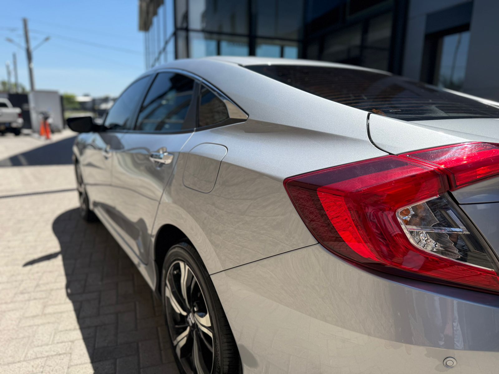 Mira esta publicación de Honda Civic 2020 en Motordil