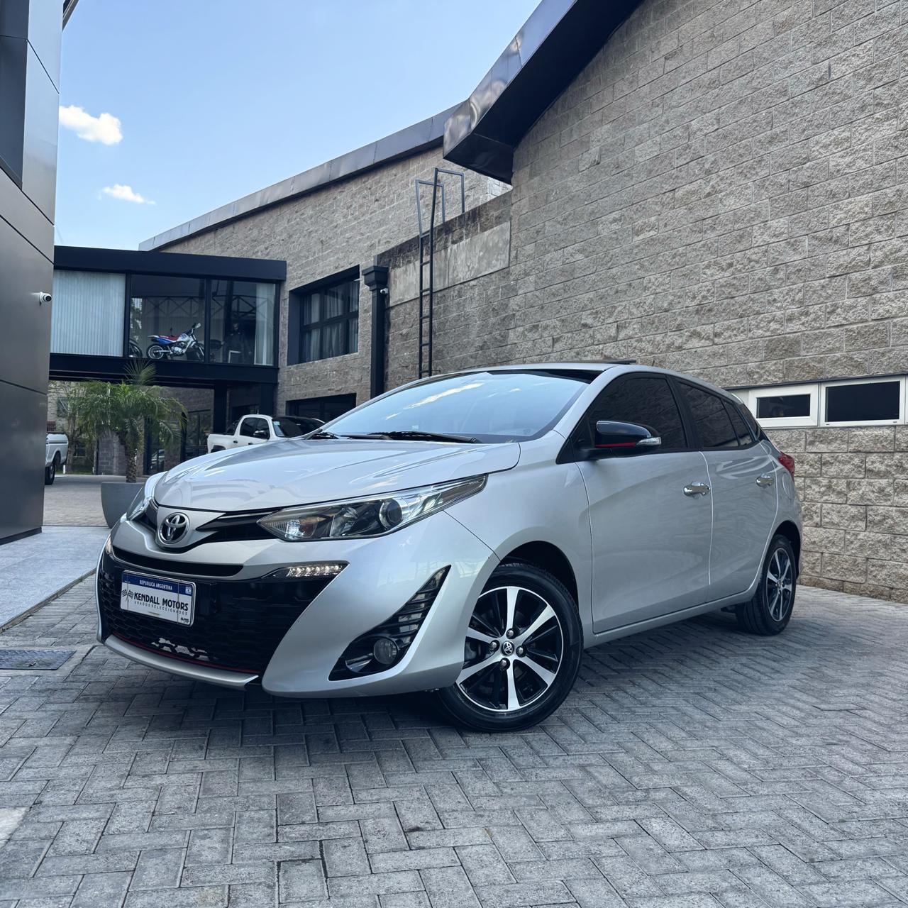 Mira esta publicación de Toyota Yaris 2018 en Motordil