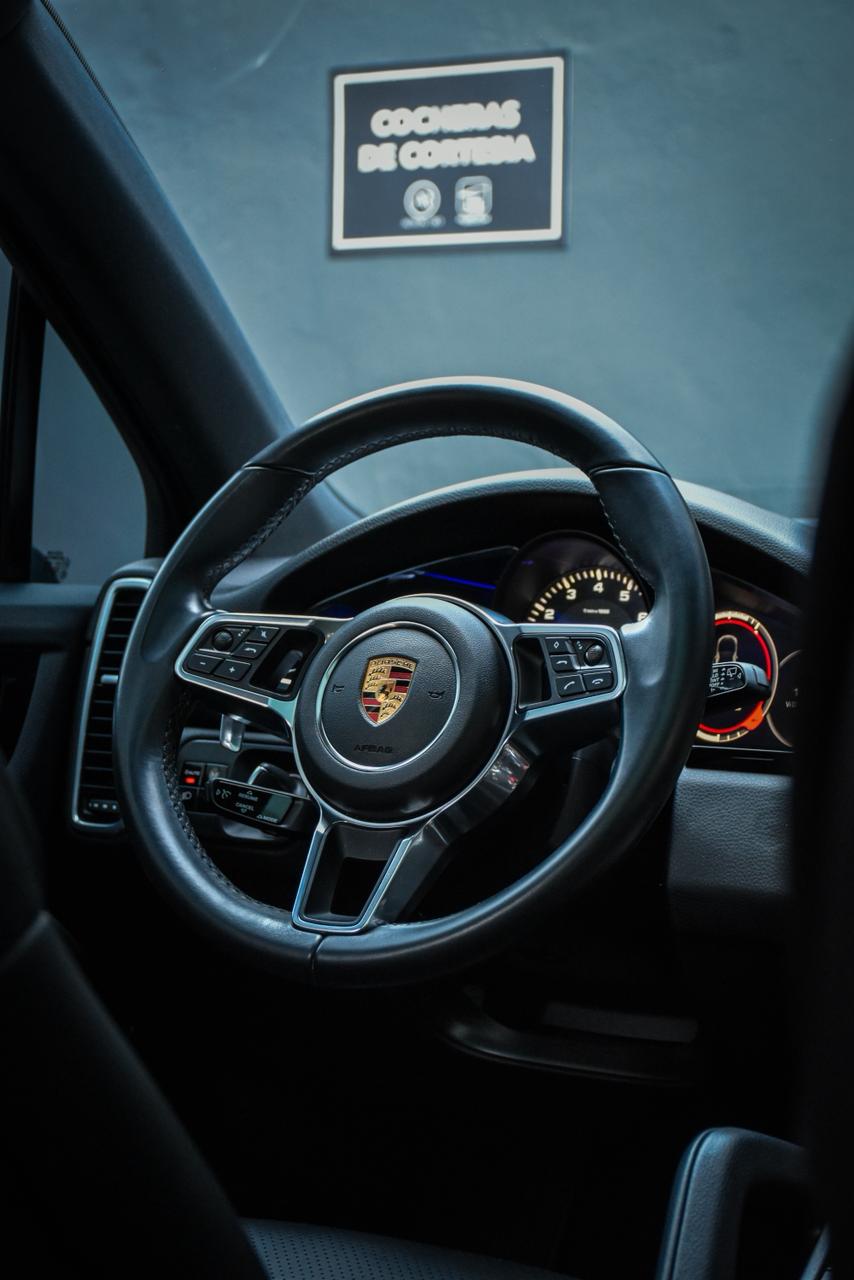 Mirá esta publicación de Porsche Cayenne