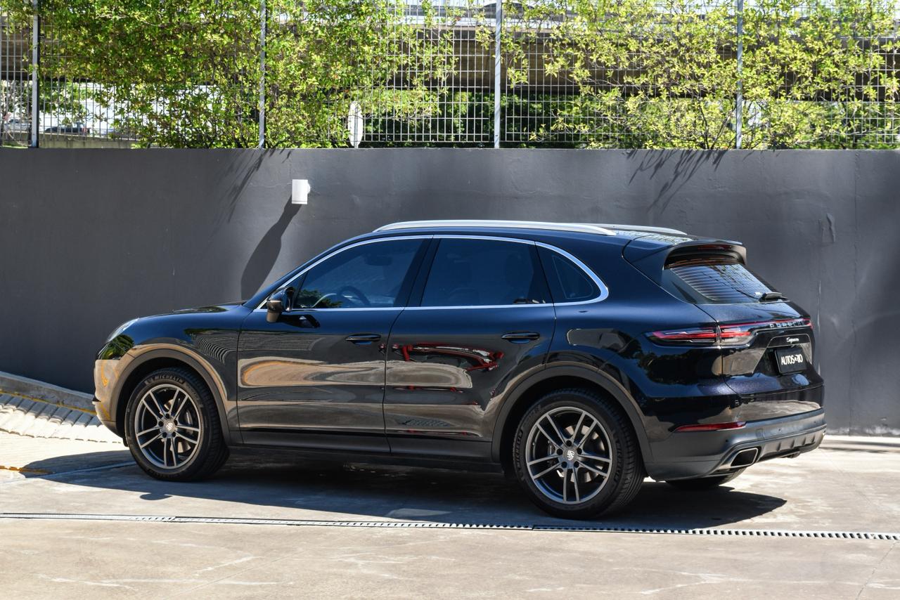 Mira esta publicación de Porsche Cayenne 2019 en Motordil
