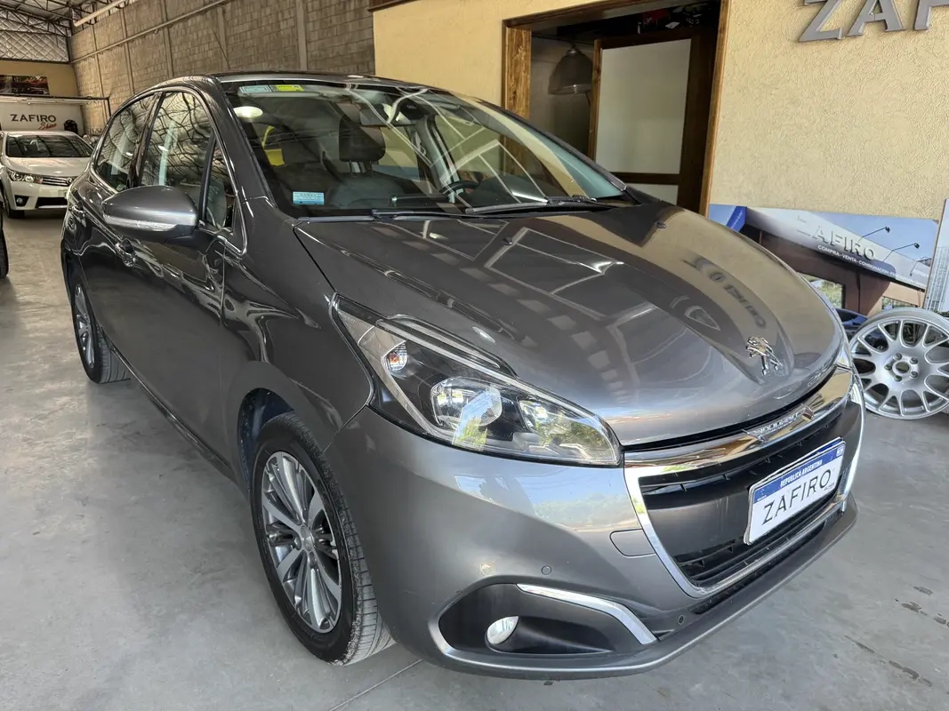 Mira esta publicación de Peugeot 3008 2017 en Motordil