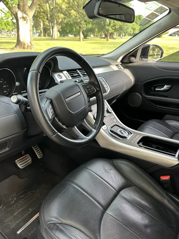 Mira esta publicación de Land Rover Range Rover Evoque 2017 en Motordil