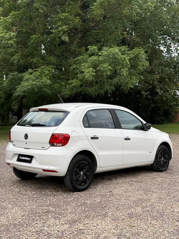 Mira esta publicación de Volkswagen Gol Trend 2016 en Motordil