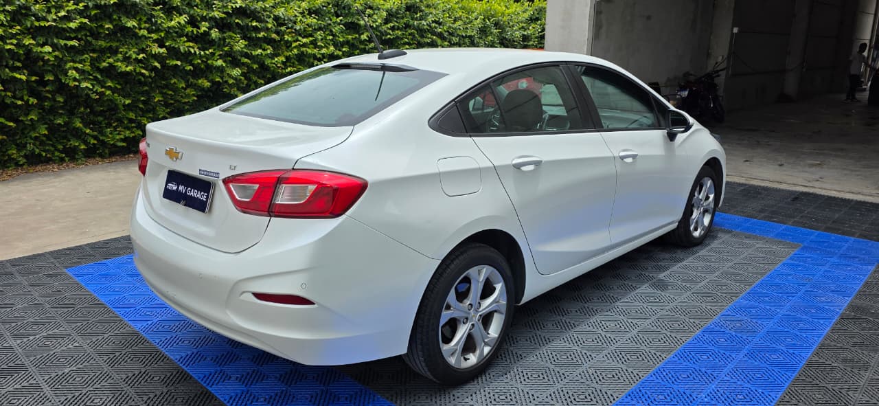 Mira esta publicación de Chevrolet Cruze 2021 en Motordil