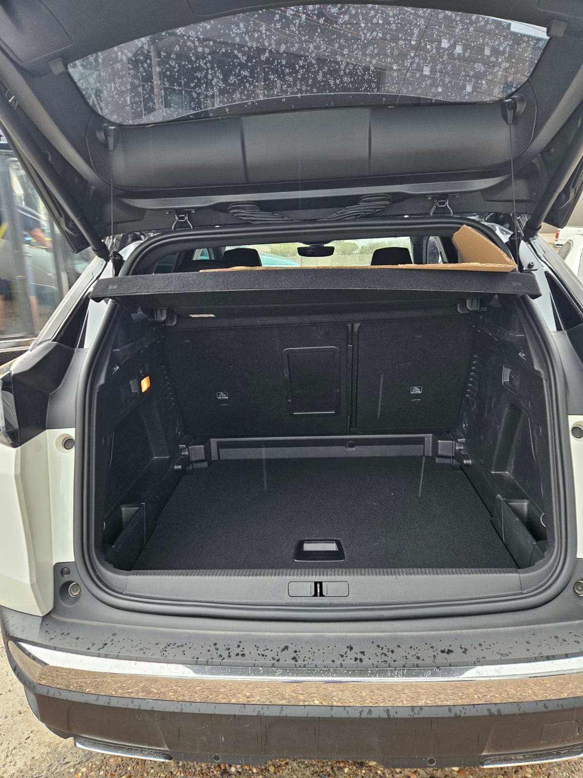 Mira esta publicación de Peugeot 3008 2024 en Motordil