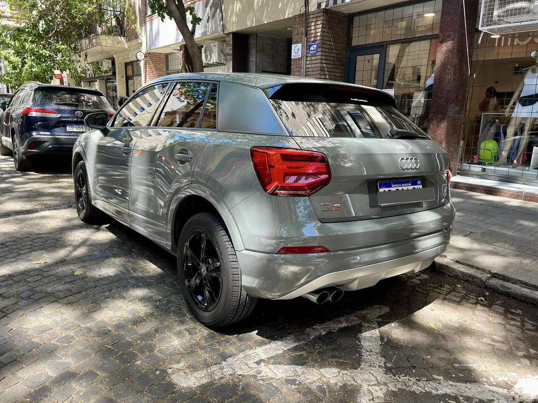 Mira esta publicación de Audi Q2 2017 en Motordil