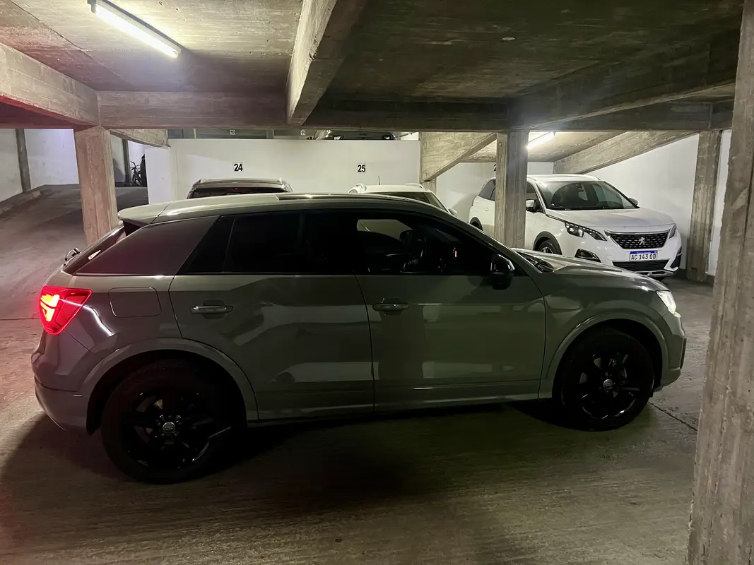 Mira esta publicación de Audi Q2 2017 en Motordil