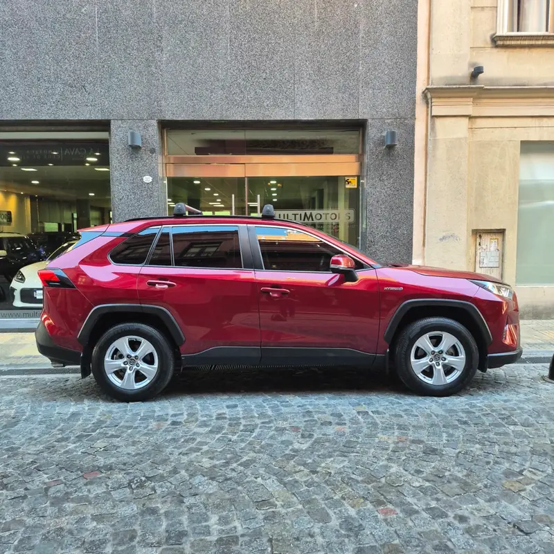 Mira esta publicación de Toyota RAV4 2019 en Motordil