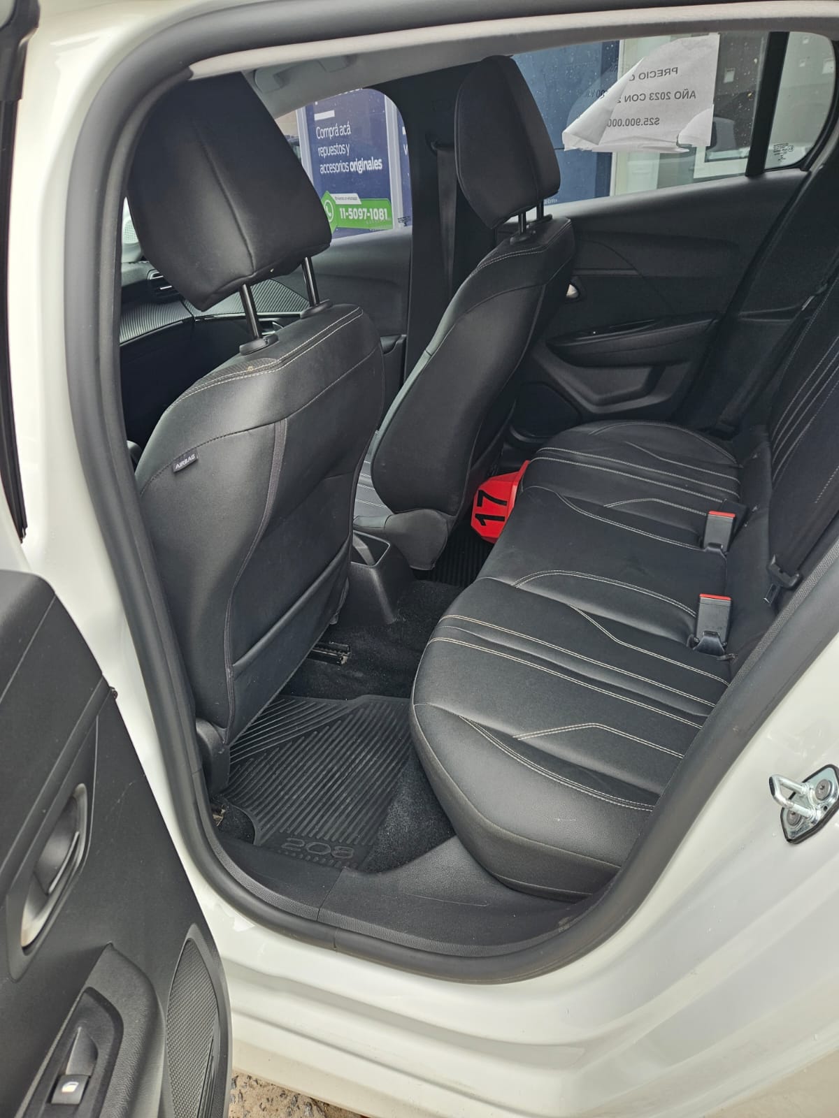 Mira esta publicación de Peugeot 208 2023 en Motordil