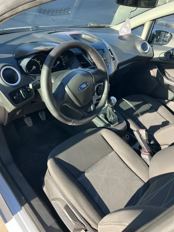 Mira esta publicación de Ford Fiesta 2014 en Motordil