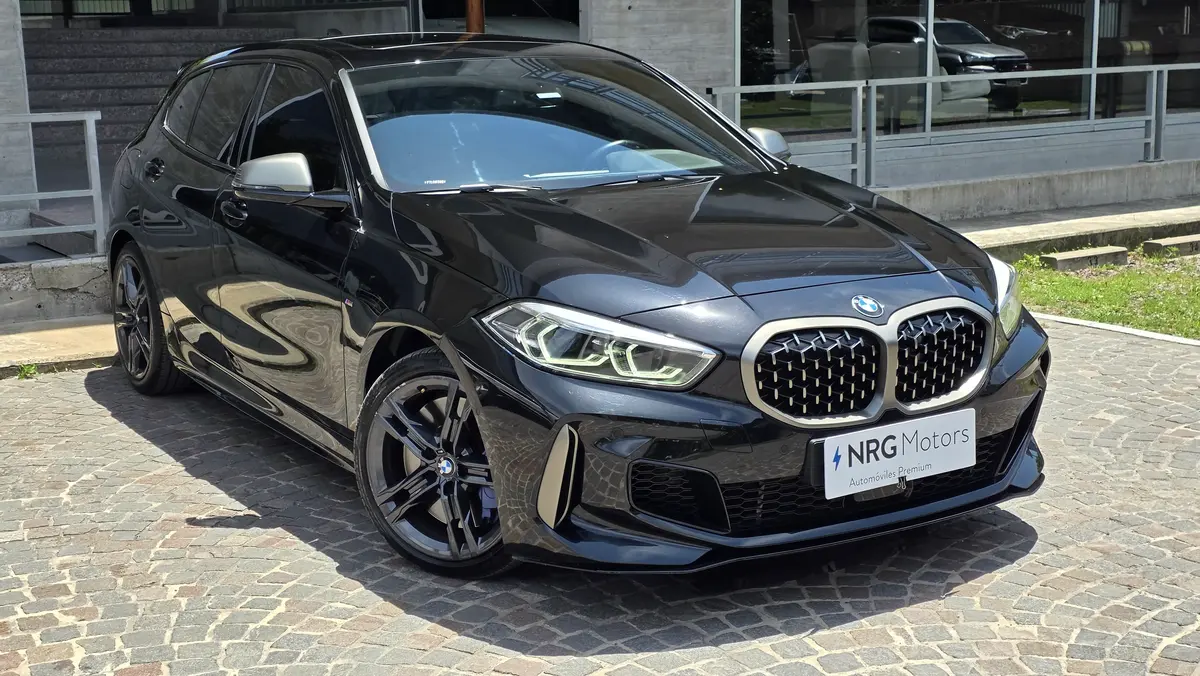 Mira esta publicación de BMW Serie 1 2023 en Motordil