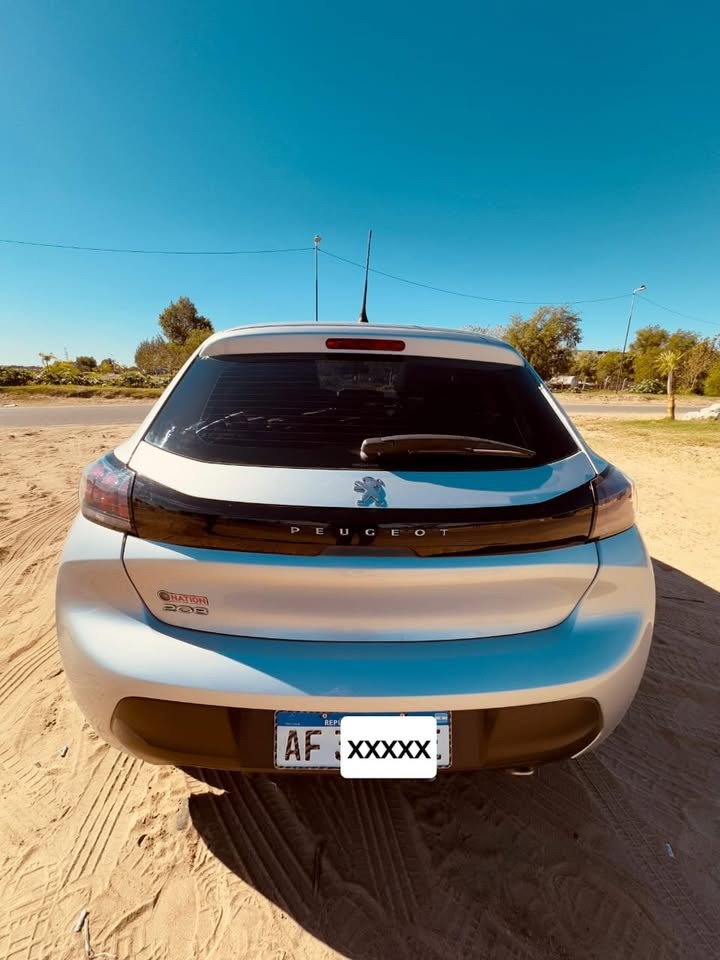 Mira esta publicación de Peugeot 208 2022 en Motordil