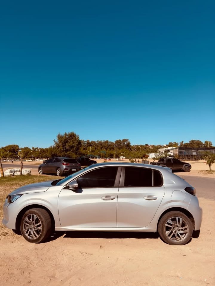 Mira esta publicación de Peugeot 208 2022 en Motordil