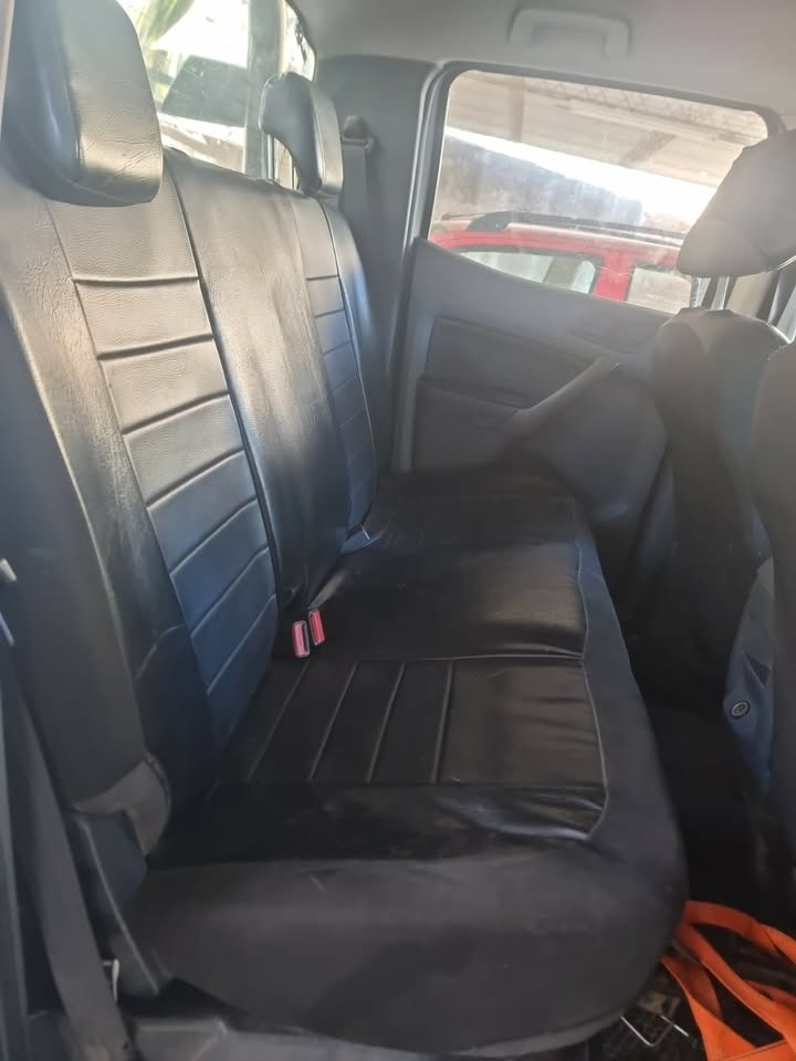 Mira esta publicación de Ford Ranger 2013 en Motordil