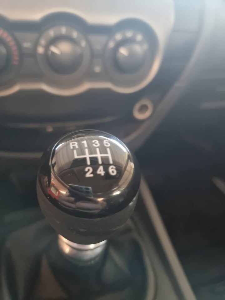 Mira esta publicación de Ford Ranger 2013 en Motordil