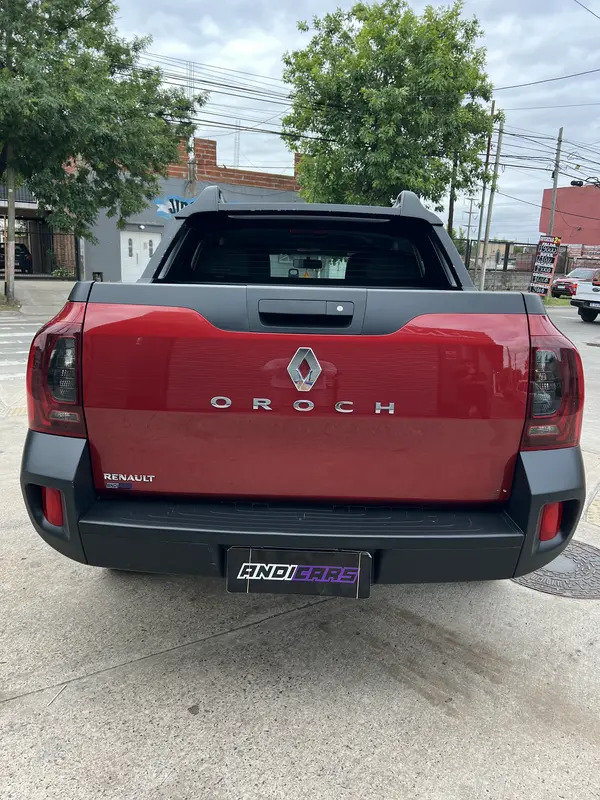 Mira esta publicación de Renault Oroch 2018 en Motordil